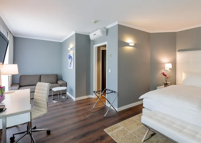 Mercure Raphael 4*