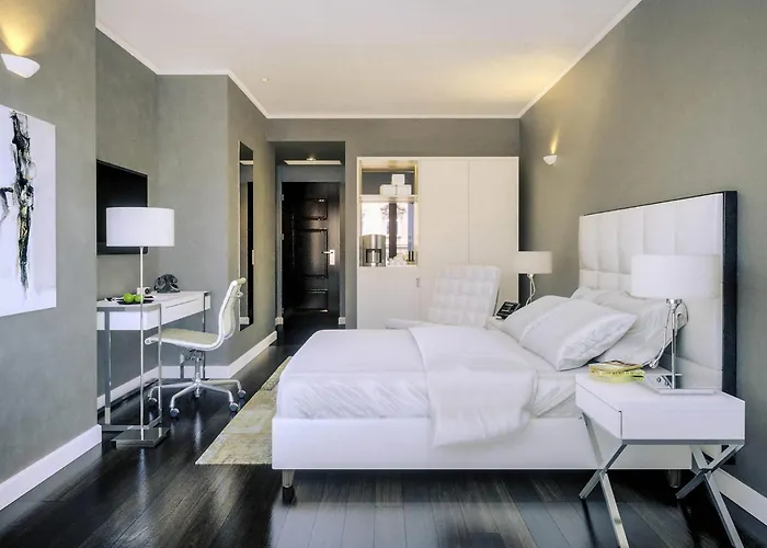 Mercure Raphael