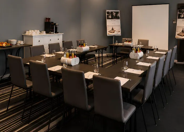 Mercure Raphael Hotel